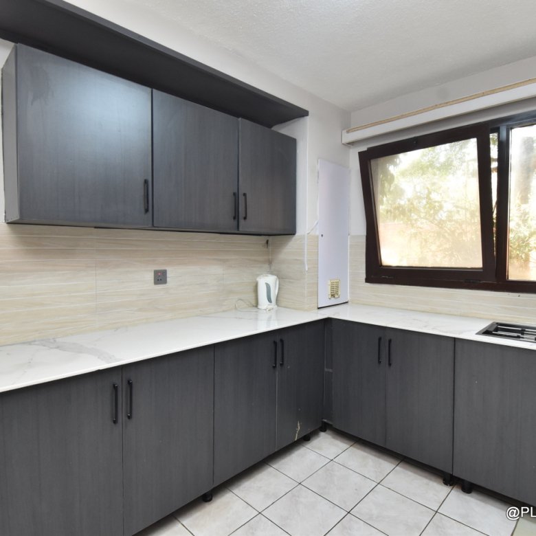 Rent 3 bedroom in Kacyiru