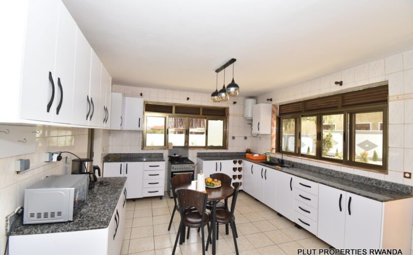 Rent-in-Gacuriro-plut-properties-10-836×517 Rent in Gacuriro