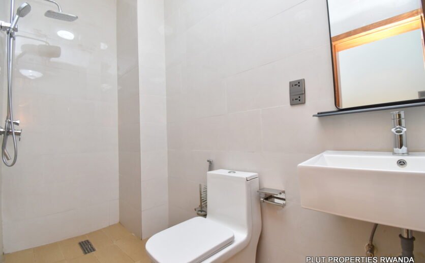 Rent-in-Gisozi-plut-properties-6-836×517 Rent in Gisozi