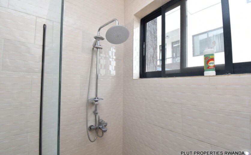Rusororo house for rent 