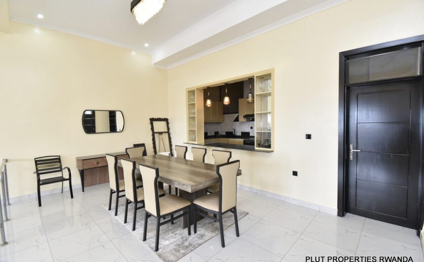 Semi-Detached House for Rent in Zindiro.