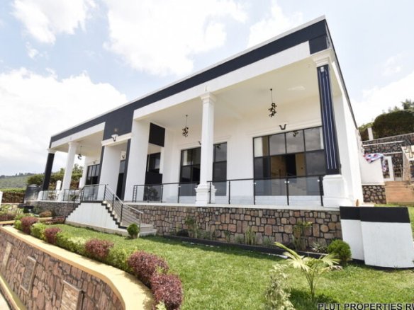 Semi-Detached House for Rent in Zindiro.