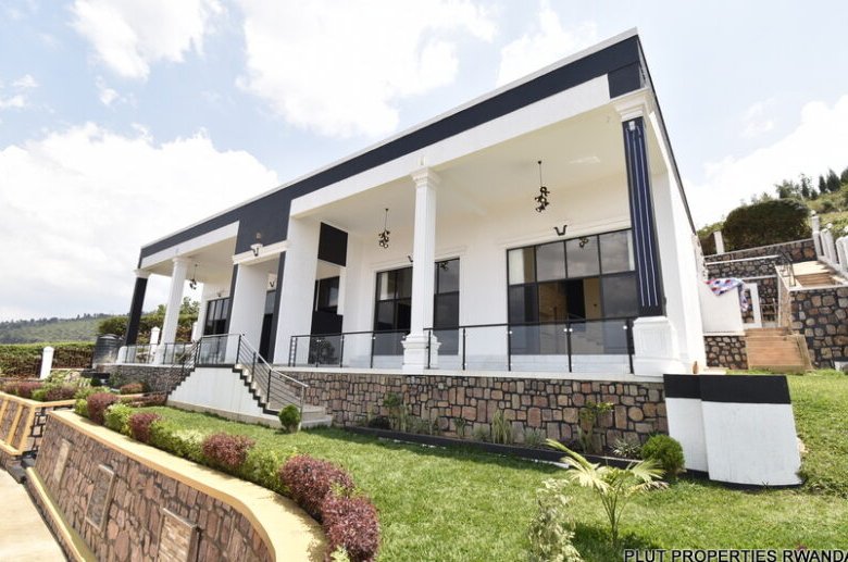 Semi-Detached House for Rent in Zindiro.
