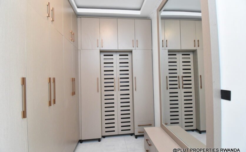 Modern houses for sale in Kibagabaga
