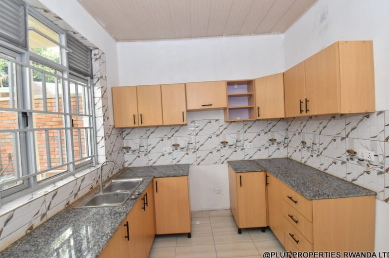 Unfurnished 2 storey house for rent in Kagugu 
