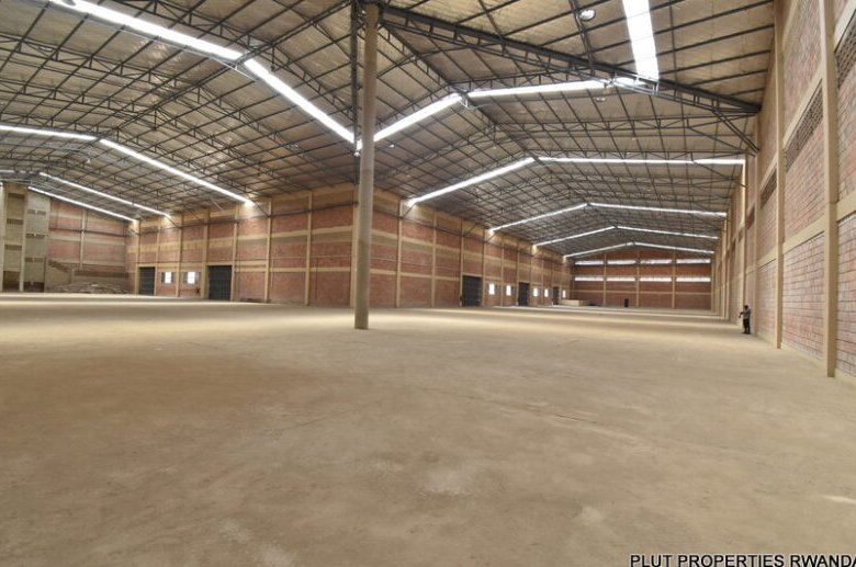 Warehouse and offices for rent in Masoro