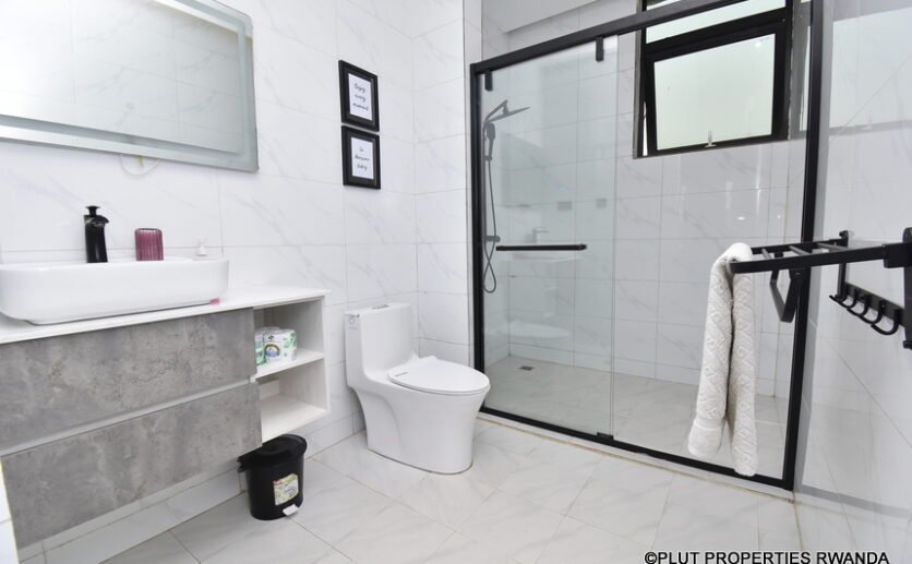 Apartment for rent in Rebero. 
