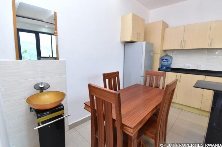 Apartment for rent in Karama
