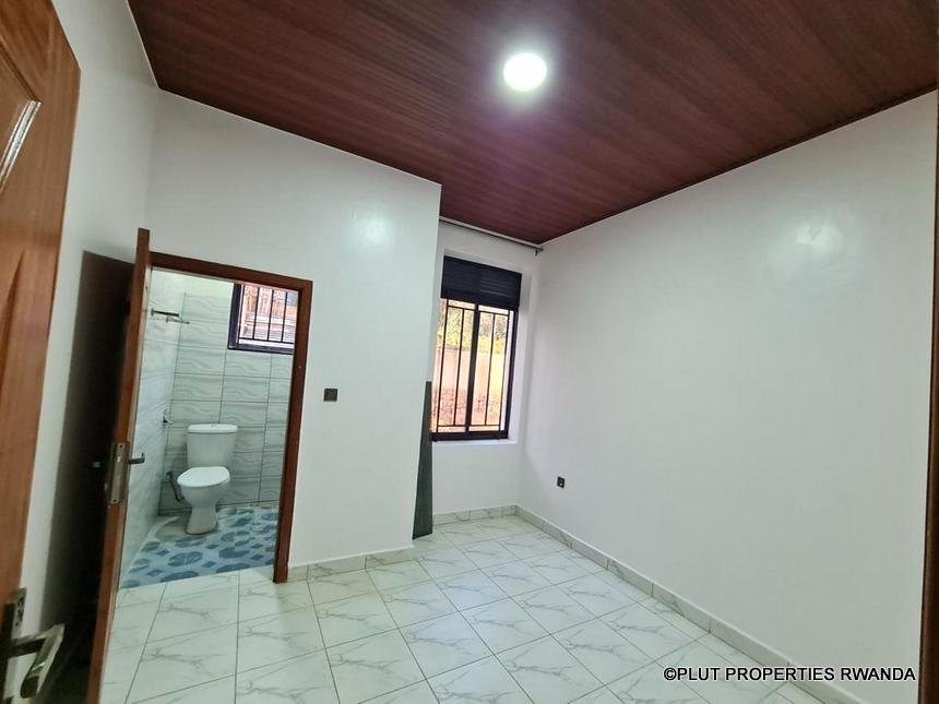 apartment-for-rent-in-rebero-7 Apartment for rent in Rebero.