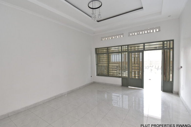 Beautiful house for sale in Kicukiro Kagarama.