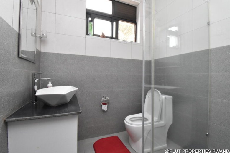 Big beautiful house for rent in Kibagabaga