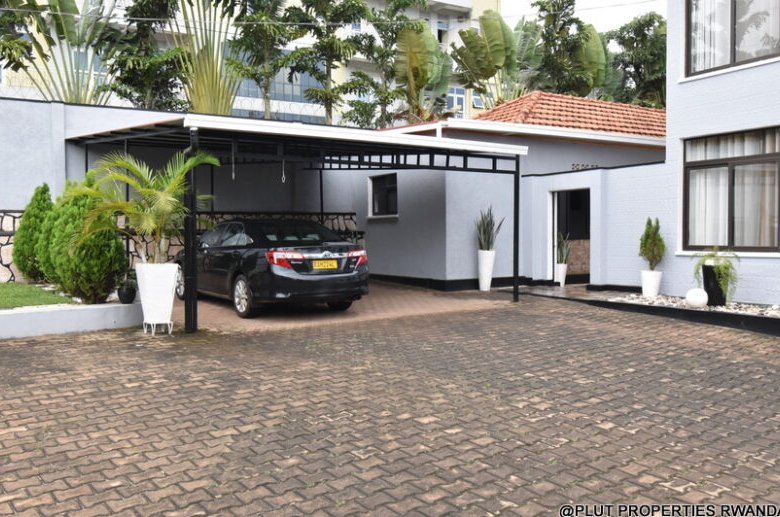 Big beautiful house for rent in Kibagabaga