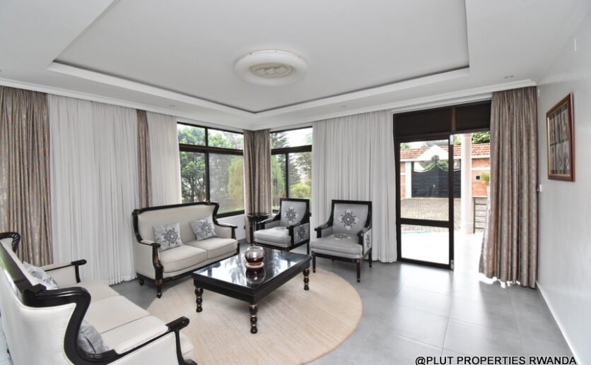 Big beautiful house for rent in Kibagabaga