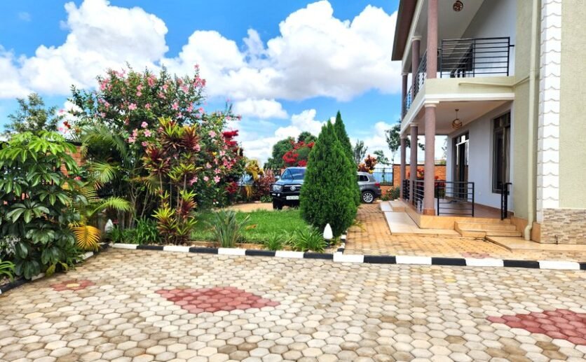 bumbogo-rental-plut-properties-kigali-2-836×517 Furnished house in Bumbogo Kigali