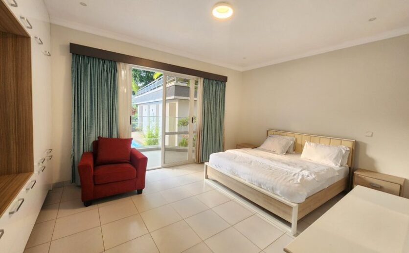 canaan-golf-apartment-ground-floor-for-rent-plut-properties-rwanda-2-836×517 Canaan Golf Apartments, 3-Bedroom Furnished Apartment for Rent