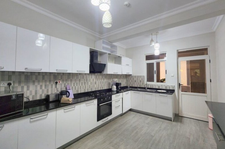 Canaan Golf Apartments, 3-Bedroom Furnished Apartment for Rent