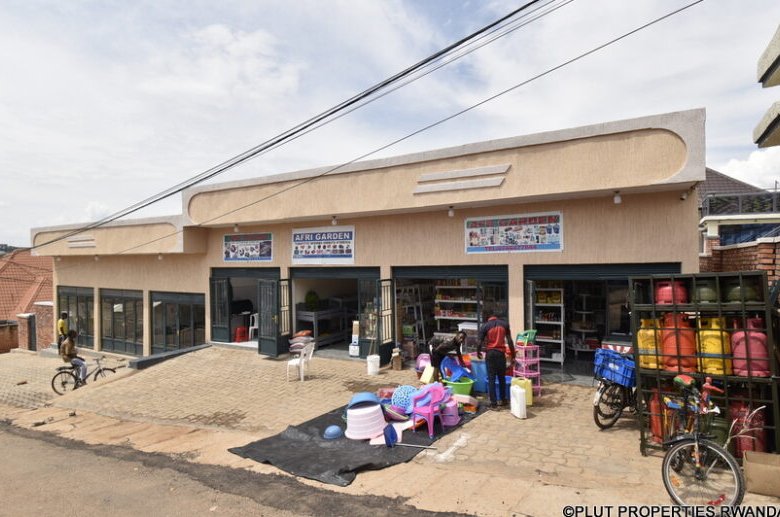 Commercial house for sale in Kanombe.