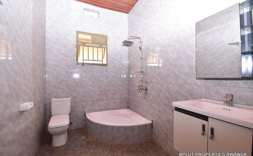 family house for sale in Kanombe. 