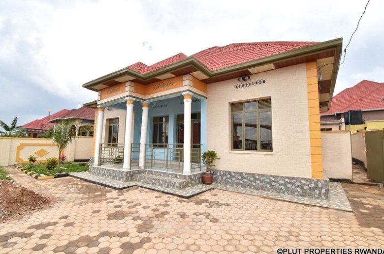 family house for sale in Kanombe. 