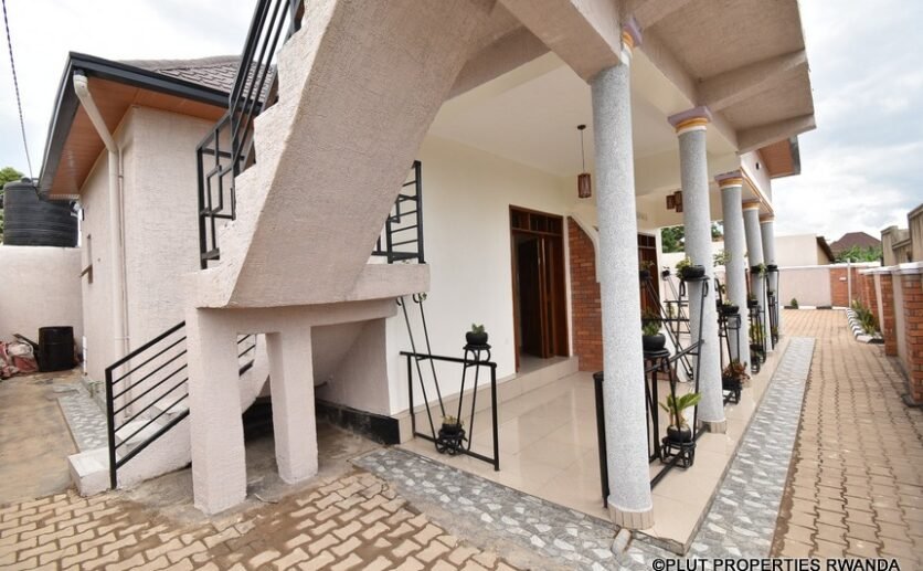 exquisite-house-in-kanombe-13-836×517 newly built house in Kanombe.