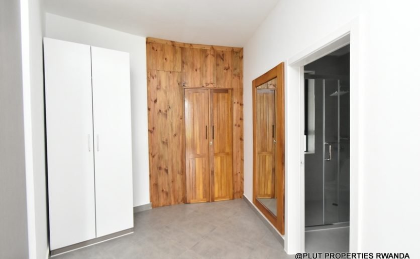 Fully Furnished 2-Bedroom Apartment with Golf Course Views