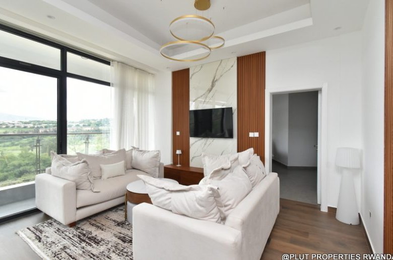 Fully Furnished 2-Bedroom Apartment with Golf Course Views