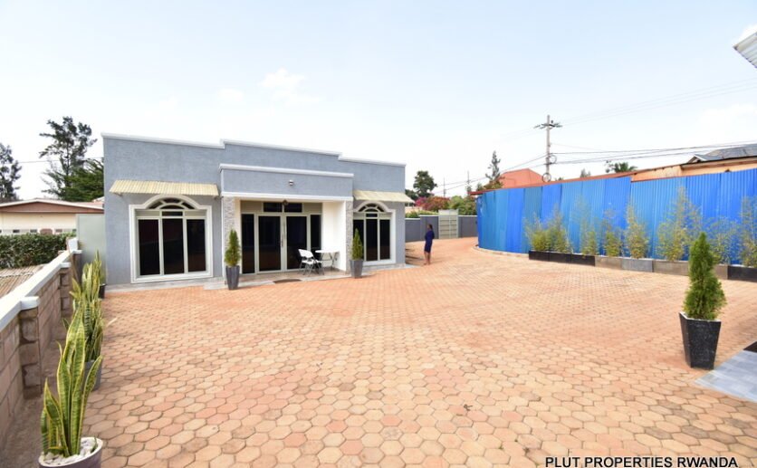 fully-furnished-house-for-rent-in-Kicukiro-plut-properties-1-836×517 Fully furnished house for Rent in Kicukiro