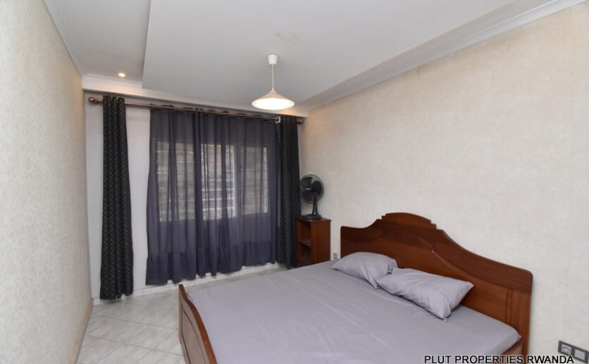 Fully furnished house for rent in Kiyovu.