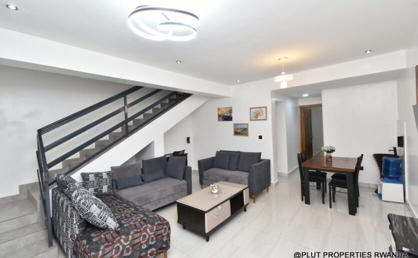 furnished 4 bedrooms house for rent in Kimironko 