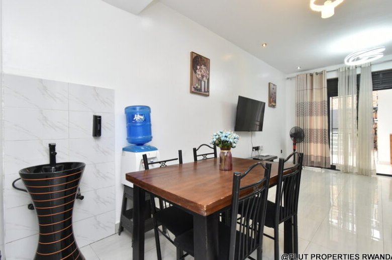 furnished 4 bedrooms house for rent in Kimironko 