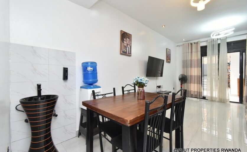 furnished 4 bedrooms house for rent in Kimironko 