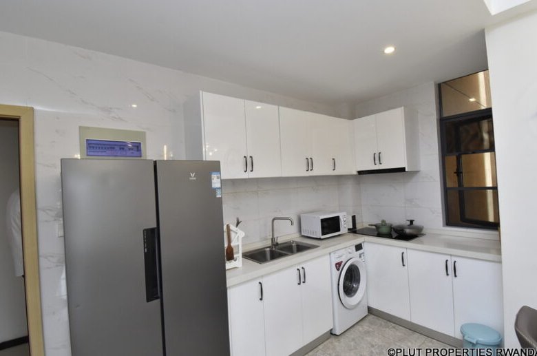Furnished apartment for rent in Nyarutarama. 
