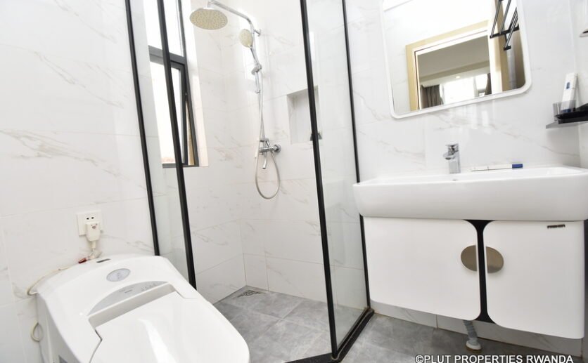 Furnished apartment for rent in Nyarutarama. 