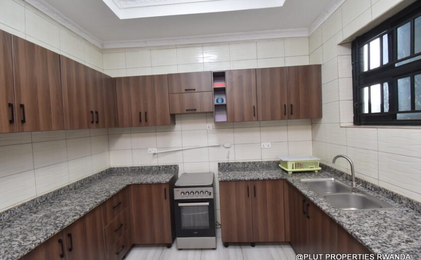 Fully Furnished apartment in Kanombe 