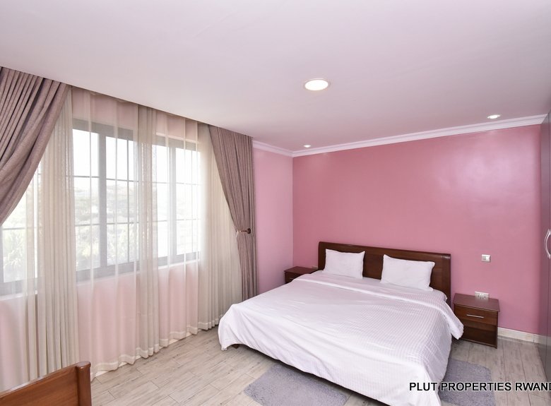 Furnished apartment with pool for rent. 