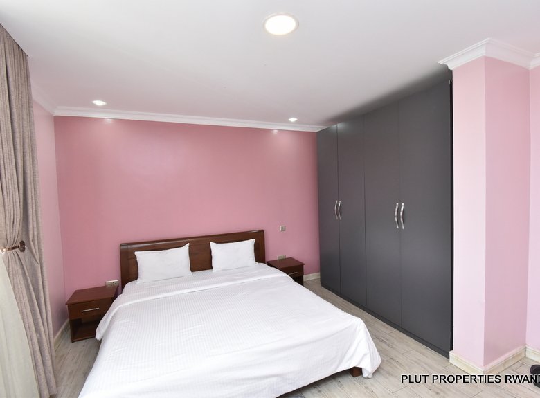 Furnished apartment with pool for rent. 