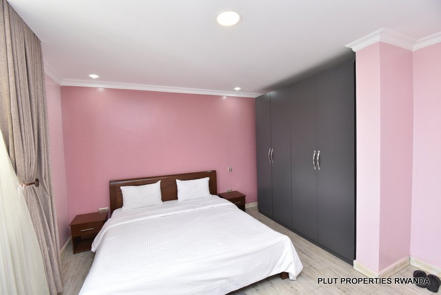 Furnished apartment with pool for rent. 