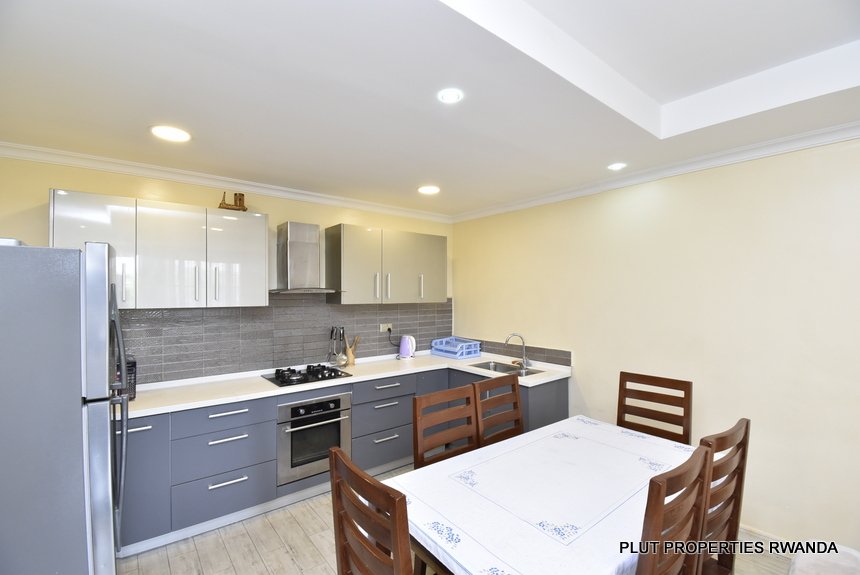 Furnished apartment with pool for rent. 
