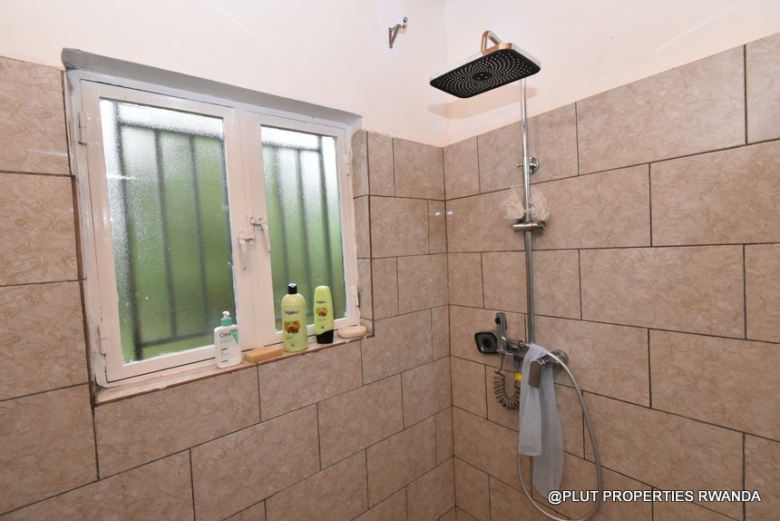 Furnished house for rent in Kiyovu