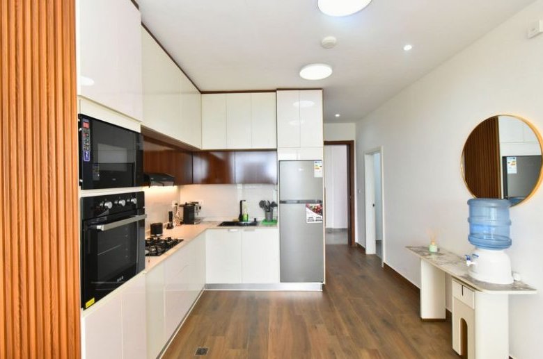 Fully Furnished 2-Bedroom Apartment with Golf Course Views
