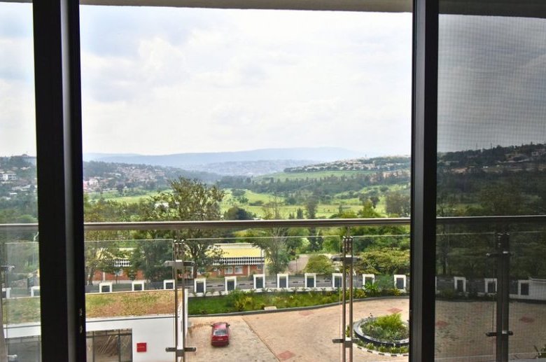 Fully Furnished 2-Bedroom Apartment with Golf Course Views