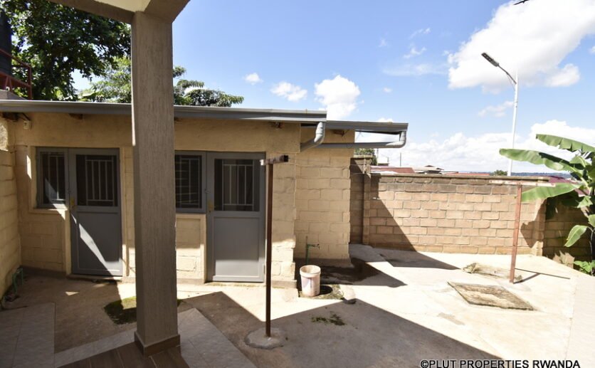 house-for-rent-in-Kiyovu-20-836×517 House for rent in Kiyovu