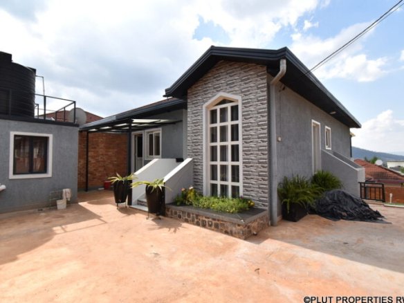 House for rent in Rebero