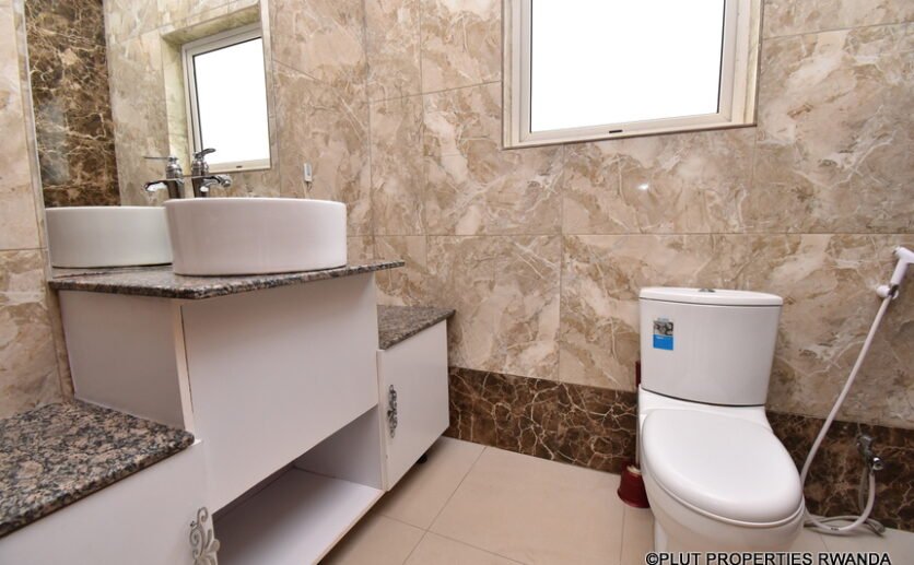 house-for-rent-in-Rebero-6-836×517 House for rent in Rebero