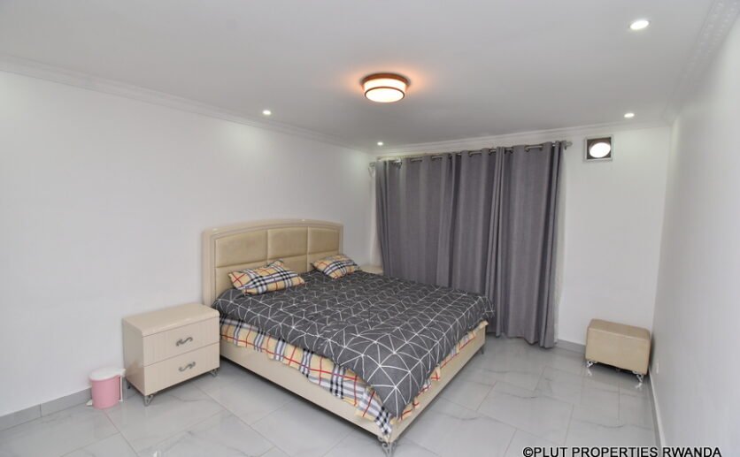 house-for-rent-in-Rebero-7-836×517 House for rent in Rebero