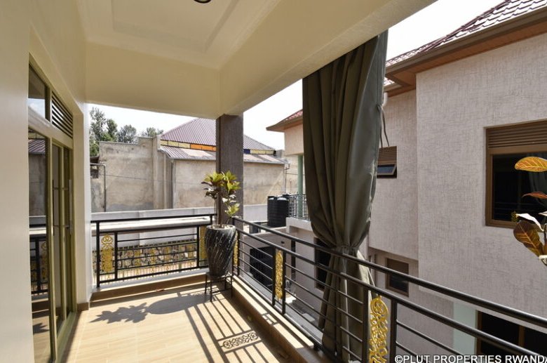 House for sale in Kibagabaga.