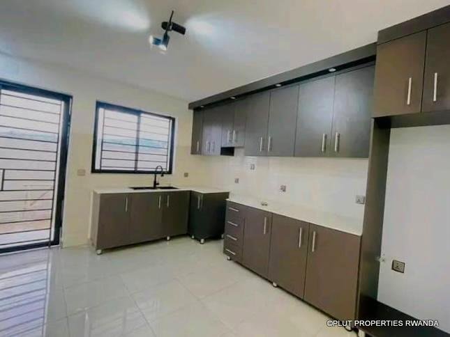 House for sale in Kicukiro Kagarama. 
