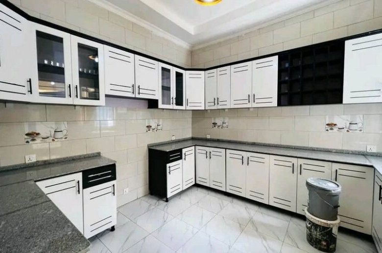 House for sale in Kanombe.