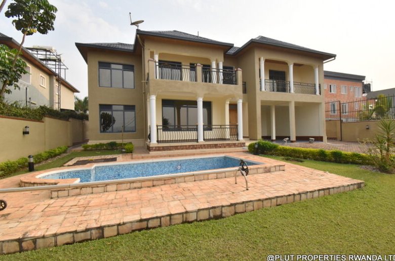 House with pool for rent in Gacuriro Kigali