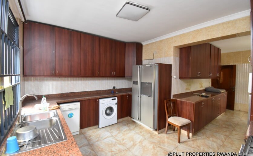 House with pool for rent in Gacuriro Kigali